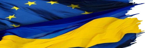 bandiera ucraina e bandiera europea